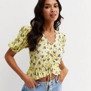 New Look Delicate Pale Yellow Ruched Tie Front Crop Top US Size 12
